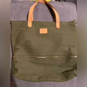 Sseko canvas overnight bag. Olive green
